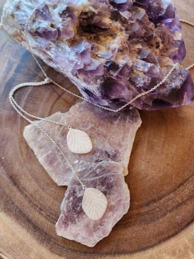 Lariat Flutter Necklace