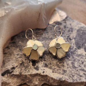 Blossom Earring  Mother of Pearl